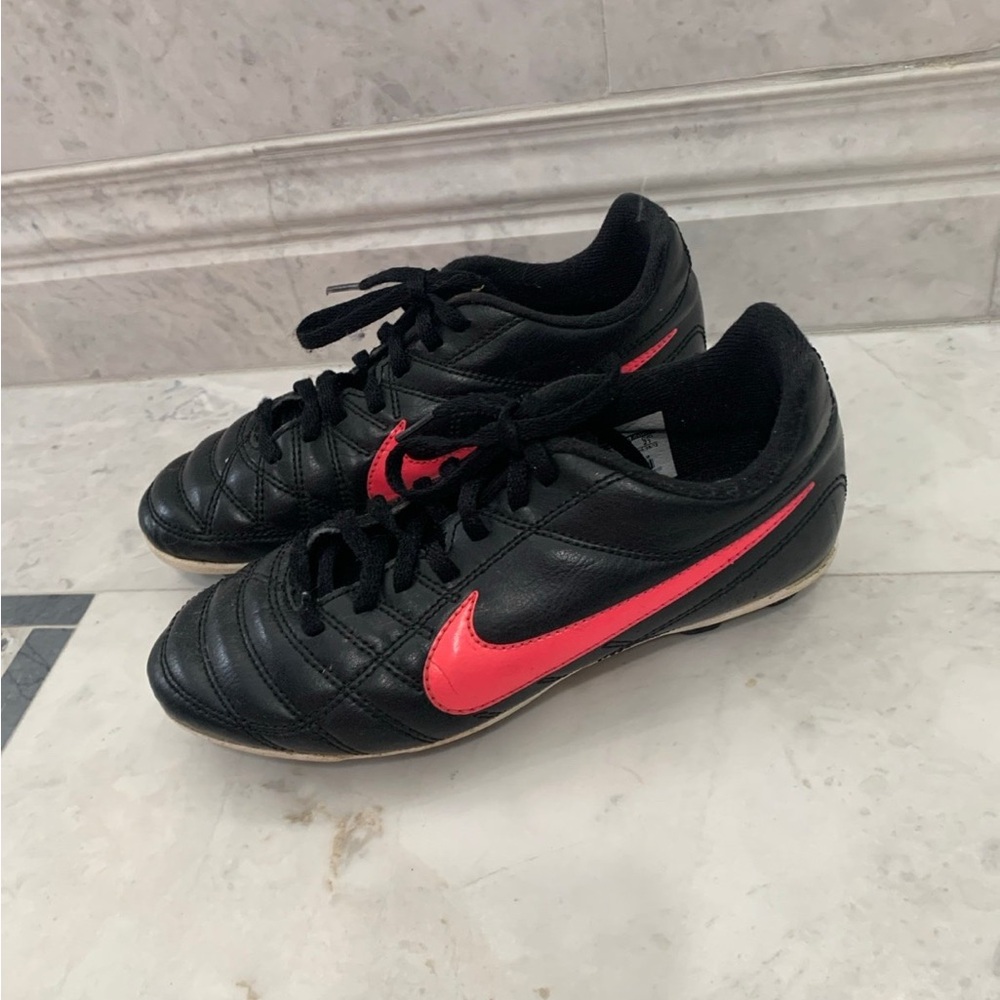 Nike Kids Black and Pink Sneakers